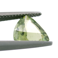 3.00 ct Grüner Apatit Trillion Schnitt