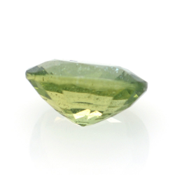 4.24 ct Grüner Apatit Oval Schnitt