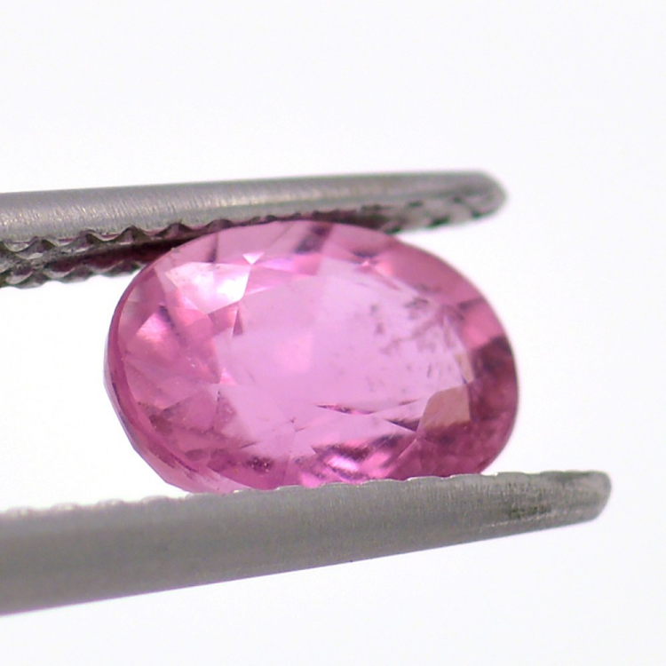 1.15ct Turmalina Rosa Talla Ovalada 7.48x5.50mm