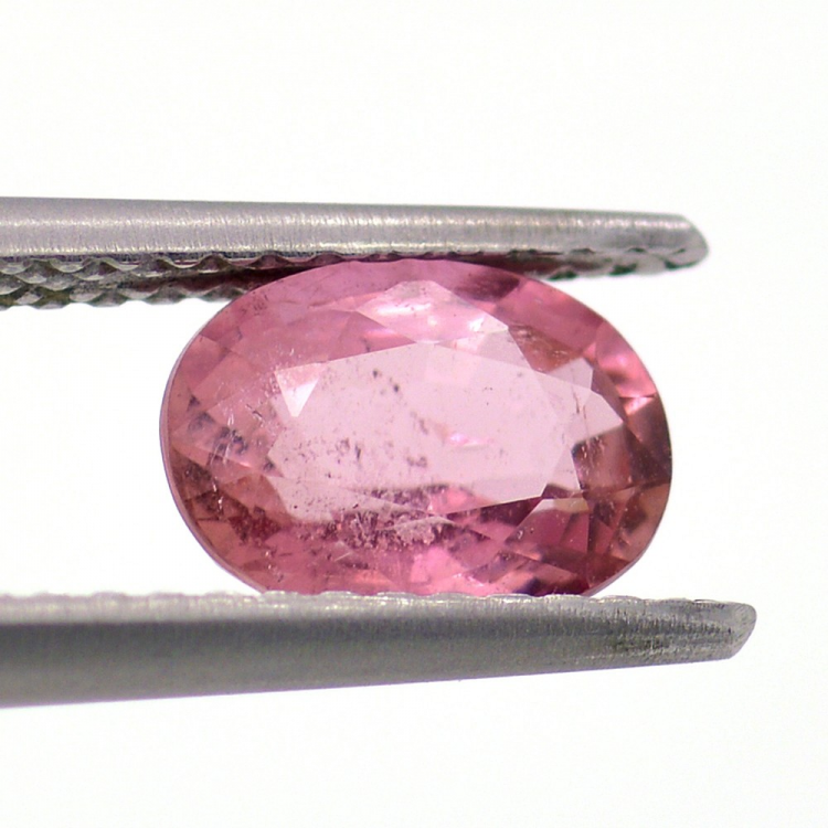 1.16ct Tourmaline Rose Taille Ovale 7.54x5.67mm