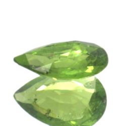 0.68ct Granate Tsavorita Talla Pera