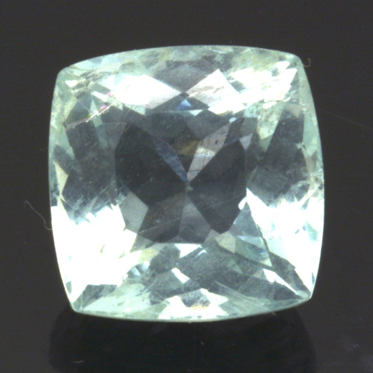 3.20ct Acquamarina in Faccettato Cuscino