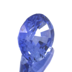 0,81 ct blauer Saphir im Ovalschliff 6,16 x 4,81 mm