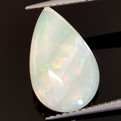 2.52ct Edelopal Birne Cabochon Schnitt