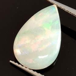 2.52ct Edelopal Birne Cabochon Schnitt