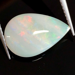 2.52ct Edelopal Birne Cabochon Schnitt