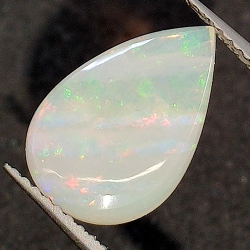 2.52ct Edelopal Birne Cabochon Schnitt