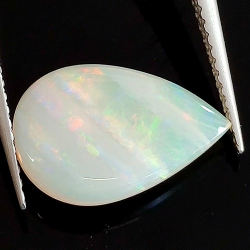 2.52ct Edelopal Birne Cabochon Schnitt