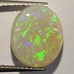 3.01ct Opale Noble Taille Cabochon Ovale