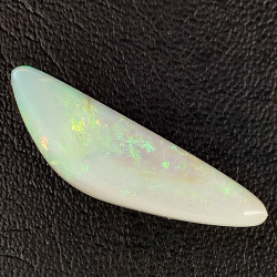 4.10ct Ópalo Noble Talla Cabujón Fantasía