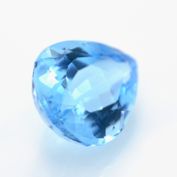 23.91ct Topaze Bleu Taille Poire