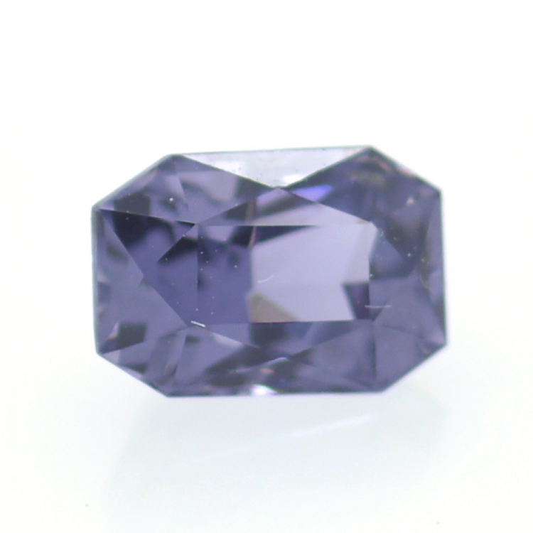 0.92ct Espinela Talla Esmeralda