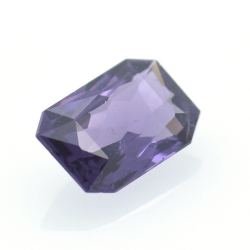 1.05ct Espinela Talla Esmeralda