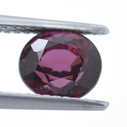 2.14ct Granate Rodolita Talla Ovalada