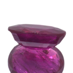 1.54ct Rubis Coupure Ovale