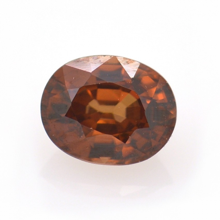 Zircon orange 1,21 ct taille ovale 6,46x5,26 mm