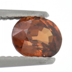 Zircon orange 1,21 ct taille ovale 6,46x5,26 mm