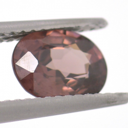 1.53ct Zircón Rosa Talla Ovalada