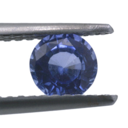 0,65 ct blauer Saphir im Ovalschliff 5,12 x 3,08 mm