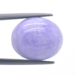 18.70ct Jade Violeta Talla Cabujón Ovalado