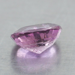 0.70ct Padparadscha-Saphir Oval Schnitt 5,89x4,53mm