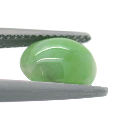 2.31ct Jade Impérial Taille Cabochon Ovale