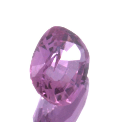 Saphir Padparadscha 0,62 ct taille ovale 5,91x4,22