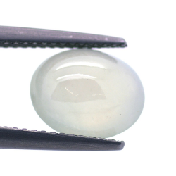 3.45ct Icy Jade Talla Cabujón Ovalado