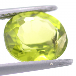 2.76ct Peridoto Taglio Ovale