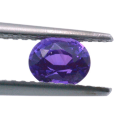 0,74 ct Farbwechsel-Saphir im Ovalschliff 5,60 x 4,68 mm