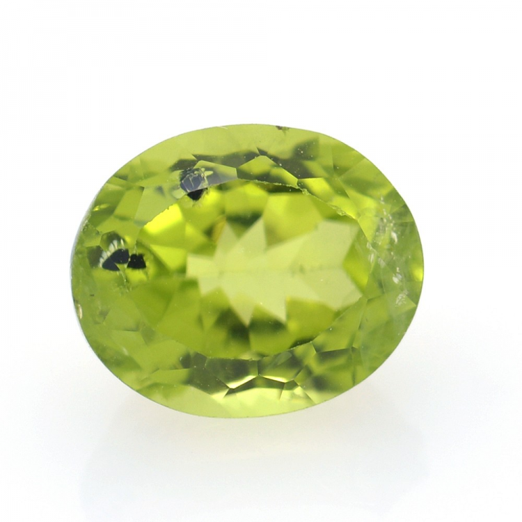 3.27ct Peridot Oval Schnitt