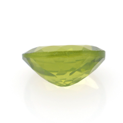 3.27ct Peridoto Talla Ovalada