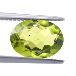 3.14ct Peridoto Talla Ovalada