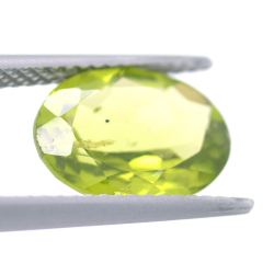 3.14ct Peridoto Talla Ovalada