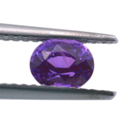 0,74 ct Farbwechsel-Saphir im Ovalschliff 5,60 x 4,68 mm