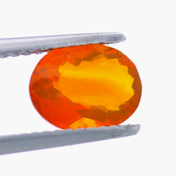 0.87ct Fire Opal Oval Schnitt