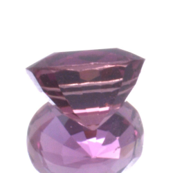 Saphir Padparadscha 0,79 ct taille ovale 5,59x4,72 mm