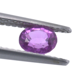 Saphir rose 0,78 ct taille ovale 5,32x4,77 mm