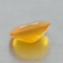 0.99ct Ópalo de Fuego Talla Ovalada