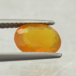 0.99ct Fire Opal Oval Schnitt