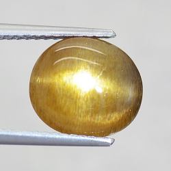 3.33ct Pierre de Soleil Étoile Taille Cabochon Ovale