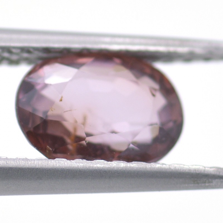 1.36ct Espinela Rosa Talla Ovalada